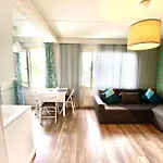 Aati Apartment *